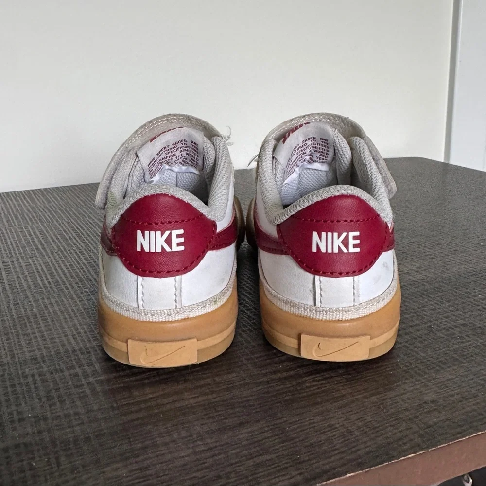 Nike Kids' Nike Court Legacy